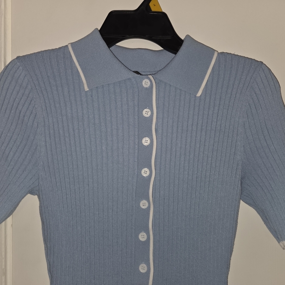 Light Blue Ribbed Maxi Dress - Picture 3 of 4